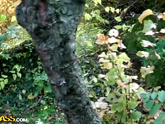 In den arsch, Grosser arsch, Vollbusig, Kehlenfick, Faustfick, Orgasmus, Pov, Titten