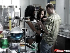 Минет, Член, Собачьи, Две девушки, Лесбиянка, Мастурбация, На природе, Сиськи