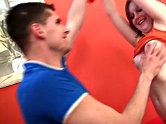 Sucer une bite, Bondage, Tir de sperme, Hard, Léchez, Suçant, Adolescente, Nénés