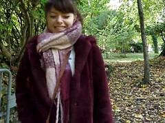 18 jahre, Leie, Asiatisch, Vorstellungsgespräch, Hundestellung, Orgasmus, Zierlich, Unter dem rock