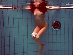 Grosse titten, Braunhaarige, Frau, Fetisch, Öffentlich, Muschi, Solo, Jungendliche (18+)