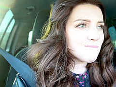 A woman gave a deep throat to a boy in a car in a parking lot / Dreamerxxx