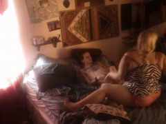 Enthousiasteling, Blond, Pijpbeurt, Hd, Rijpe lesbienne