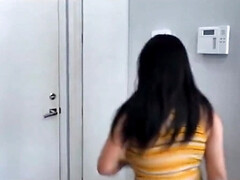 Asiatique, Sucer une bite, Brunette brune, Faciale, Pénétrer avec le poing, Fait maison, Masturbation, De plein air