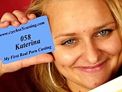 18 años, Culo grande, Verga grande, Rubia, Mamada, Estilo perrito, Tetas naturales, Tetas