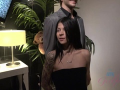 Leie, Fingern, Freundin, Masturbation, Orgasmus, Pov, Rasiert, Titten