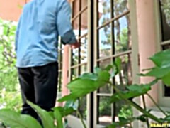 Grosse bite, Tir de sperme, Hd, Petite femme, Élève, Criant, Adolescente, Nénés