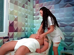 デカパイ, 口内発射, エロティック, Hd, 淫乱熟女, 看護婦, ロシア人, 義母