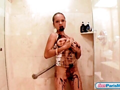 18 jaar, Bruinharig, Rondborstig, Fetisj, Eten, Hd, Alleen, Tiener