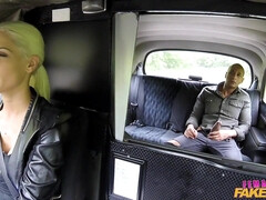Grosser schwanz, Schwarz, Auto, Hundestellung, Handjob, Lecken, Im freien, Eng