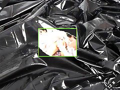 Grosser arsch, Grosse titten, Braunhaarige, Cfnm, Aufs gesicht abspritzen, Fingern, Latina, Reiten