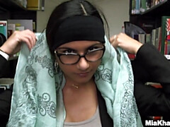 Arabe, Gros cul, Gros seins, Brunette brune, Lunettes, Hard, Énorme, Nénés