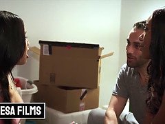 Afrikanisch, Schwarz, Gesichtssitzen, Frau frau mann, Hardcore, Küssen, Lecken, Tätowierung