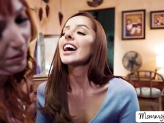 Teen Vanna licking stepmom Laurens pussy