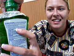 18 jahre, Hinter den kulissen, Grosse titten, Weibliche domination, Fetisch, Pov, Rasiert, Erotischer film