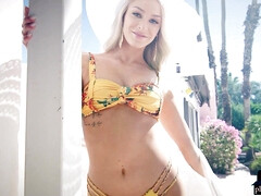 18 jahre, Arsch, Grosser arsch, Bikini, Blondine, Zierlich, Solo, Jungendliche (18+)