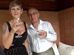 Leie, Grosser schwanz, Hundestellung, Handjob, Hd, Reif, Pornostars, Taboo