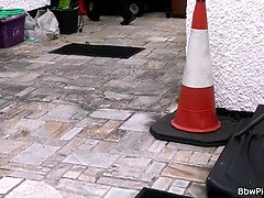 Big tits blonde spreads legs for worker