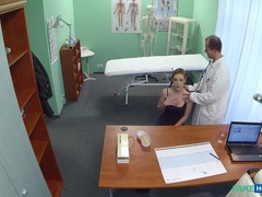 素人, 舐める尻, 医者, バック, 指いじり, なめる, オマンコ, ユニフォーム