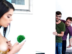 フェラチオ, 茶髪の, ダブル開発, 毛深い, 手コキする, ハードコア, ラティーナ, 三人