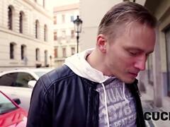 Большие сиськи, Брюнетки, Грудастые, Рогоносцы, Милф, Натуральные сиськи, Реалити, Тату