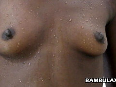 18 летние, Собачьи, Женщины, Служанка, Мастурбация, Крошечные, Душ, Соло