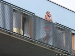 In den arsch, Braunhaarige, Süss, Aufs gesicht abspritzen, Lecken, Muschi, Jungendliche (18+)