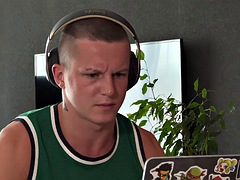 Любители, Минет, Кончили внутрь, Рогоносцы, Семяизвержение, Молоденькие, Втроем, Жена