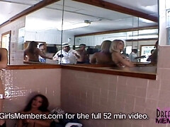 Любители, Большие сиськи, Грудастые, Лесбиянка, Обнаженные, Натуральные сиськи, На природе, Сиськи