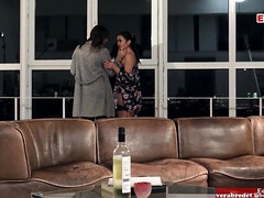 Жопа, Брюнетки, Женщины, Лесбиянка, Оргазм, Киски, Сиськи, Влажная