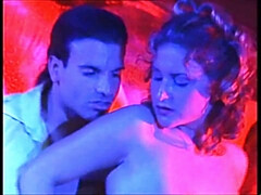 Жопа, Большой член, Большие сиськи, В клубе, Семяизвержение, Собачьи, Чудовищные размеры, Оргии