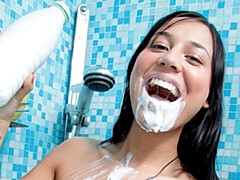 Amateur, Gros cul, Doigter, Masturbation, Douche, Maigrichonne, Dénudage, Adolescente