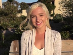 Rubia, Mamada, Penetracion con dedos, Al aire libre, Pov, Realidad, Tetas, Juguetes