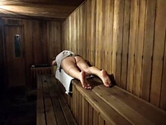 Leie, Flashen, Behaart, Milf, Öffentlich, Sauna, Ablutschen, Spanner