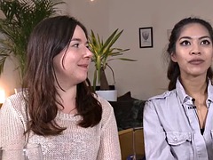 Seksspeelgoed, Vingeren, Duits, Hardcore, Zoenen, Lesbisch, Tieten likken, Speelgoed