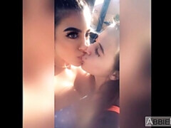 Grosse bite, Sucer une bite, Brunette brune, Branlette thaïlandaise, Léchez, Masturbation, Mère que j'aimerais baiser, Pov