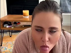 Grosse bite, Gros seins, Sucer une bite, Éjaculation interne, Tir de sperme, Branlette thaïlandaise, Mère que j'aimerais baiser, Pov