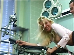 Большие сиськи, Блондинки, Грудастые, Сперма во рту, Доктор, Хд, Итальянки, Ретро