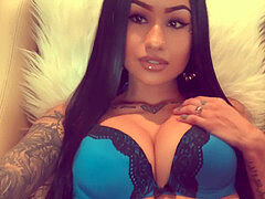 Braunhaarige, Schwarz, Selbstgemacht, Hotel, Lesbisch, Lingerie, Jungendliche (18+), Spielzeuge