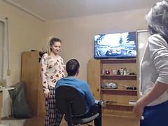 Amateur, Plan cul à trois