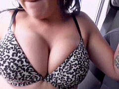 素人, フェラチオ, 車, 口内発射, 指いじり, ドイツ人, アウトドア