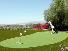 Красотки, Большие сиськи, Блондинки, Мастурбация, Натуральные сиськи, На природе, Соло, Влажная