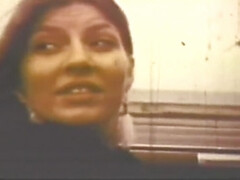 Grosse titten, Braunhaarige, Klassisch, Behaart, Riesenschwanz, Muschi, Vintage, Jungfrau