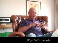 Oldman lured in fuck by nympho stunner