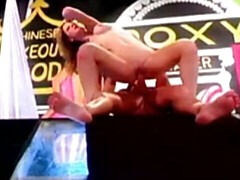 In den arsch, Arsch, Aus dem arsch in den mund, Blondine, Blasen, Aufs gesicht abspritzen, Natürlichen titten, Flotter dreier