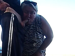 Mooie dikke vrouwen, Pijpbeurt, Hd, Rijpe lesbienne, Openbaar, Stiefmoeder, Zuigen, Slikken