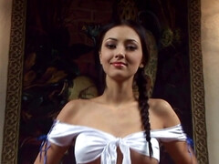 18 jaar, Lieveling, Grote mammen, Bruinharig, Rondborstig, Erotisch, Tiener, Tieten likken