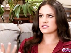 Grosse titten, Braunhaarige, Fetisch, Fingern, Gruppe, Interrassisch, Im freien, Rasiert