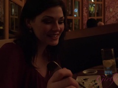 Grossier, Masturbation, Pov, Public, Chatte, Rasée, Fumer, Chaussettes