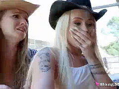 Teens, best-friends, bj